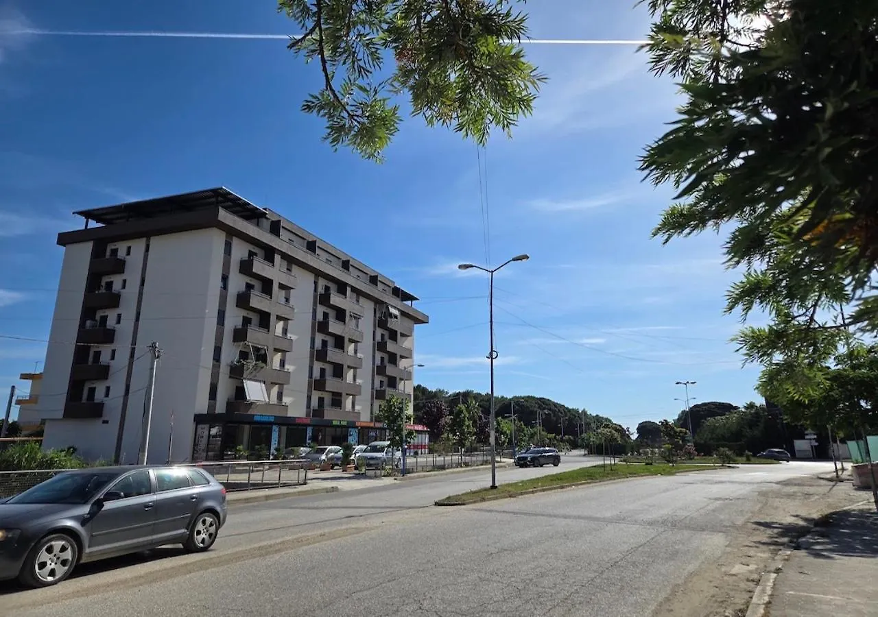 Blue Slide House - 1Br, Waterpark, Shoreline 0*, Golem (Tirana)