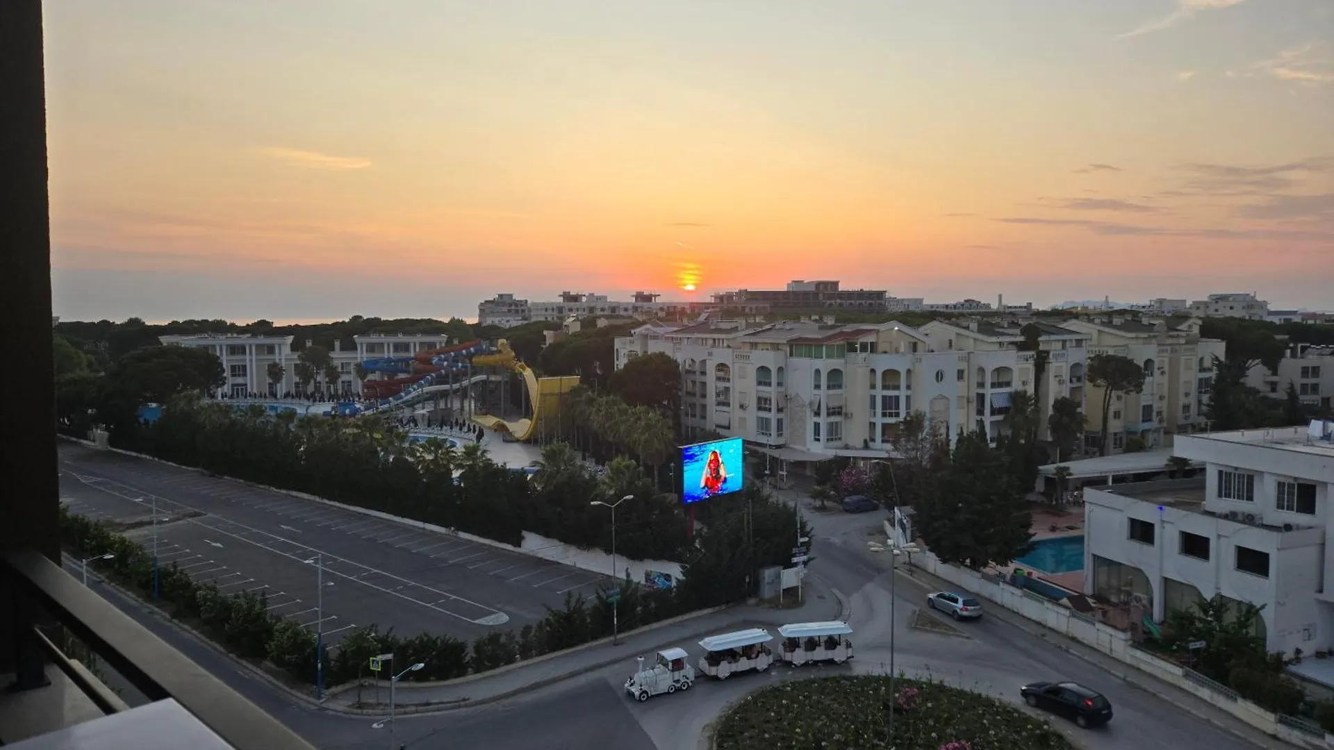 Apartamento Blue Slide House - 1Br, Waterpark, Shoreline